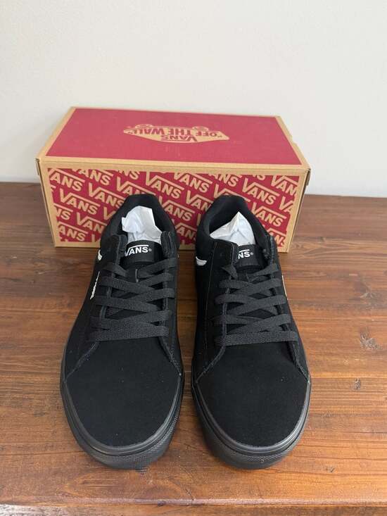 Vans Other - Vans Seldan Suede Black/Black Sneakers Size 8.5